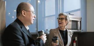 Island vodi put ka boljoj radnoj ravnoteži: četverodnevna radna nedelja bez pada produktivnosti radnici na pauzi